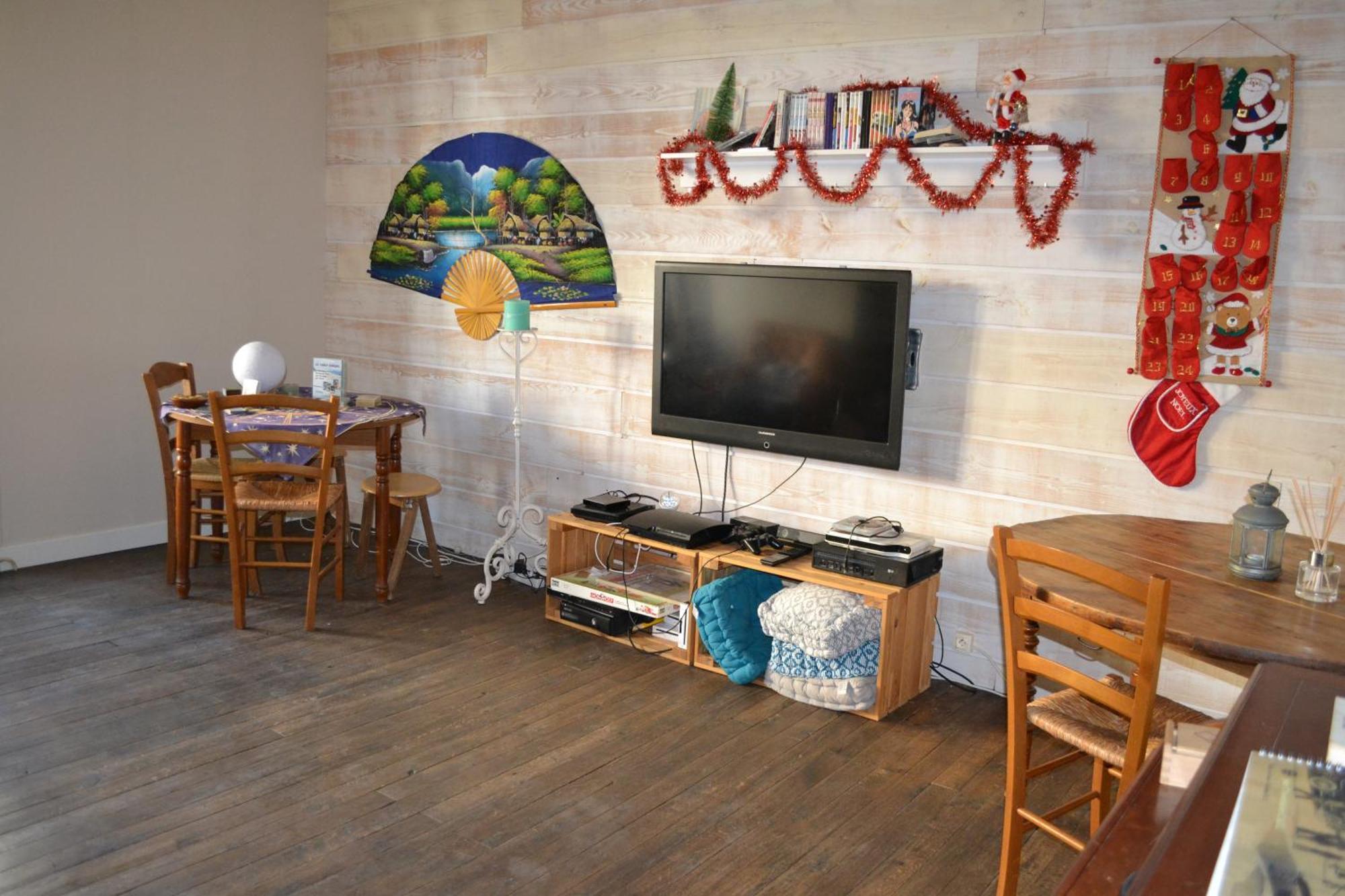 Apartamento Grande Chambre Familiale Pour 2 A 5 Personnes Chef-Boutonne Exterior foto